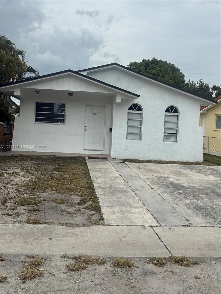 381 E 61st St, Hialeah, Florida 33013, Hialeah, Florida 33013, 3 Bedrooms Bedrooms, ,2 BathroomsBathrooms,Residential,For Sale,381 E 61st St, Hialeah, Florida 33013,A11963380