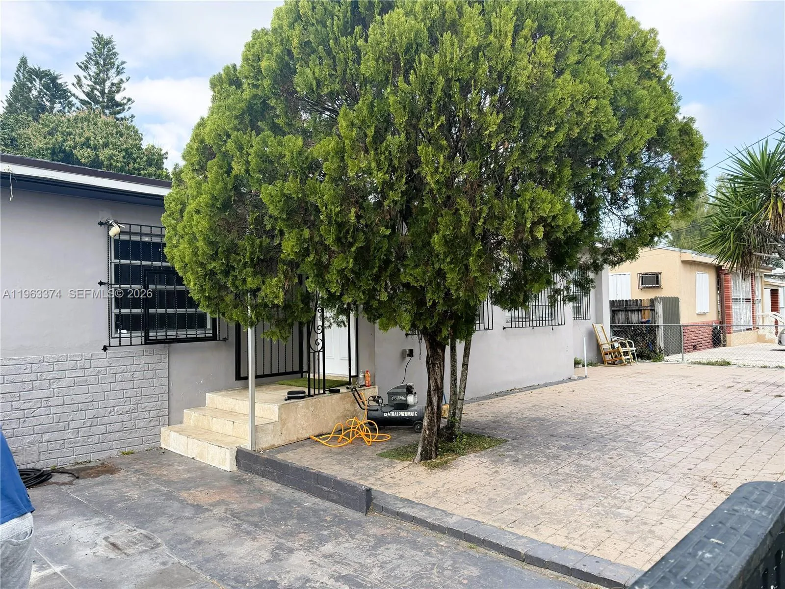 430 Nw 53rd Ave, Miami, Florida 33126, Miami, Florida 33126, 4 Bedrooms Bedrooms, ,3 BathroomsBathrooms,Residential,For Sale,430 Nw 53rd Ave, Miami, Florida 33126,A11963374