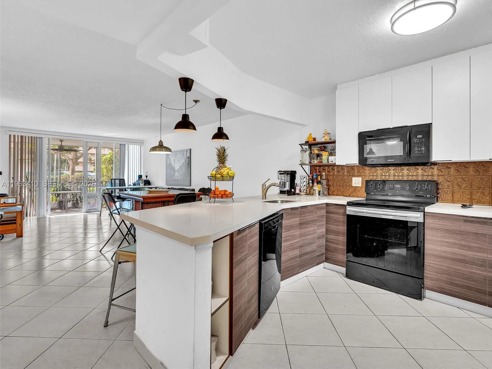 1770 Ne 191st St 116-1, Miami, Florida 33179, Miami, Florida 33179, 2 Bedrooms Bedrooms, ,2 BathroomsBathrooms,Residential Lease,For Rent,1770 Ne 191st St 116-1, Miami, Florida 33179,A11963410