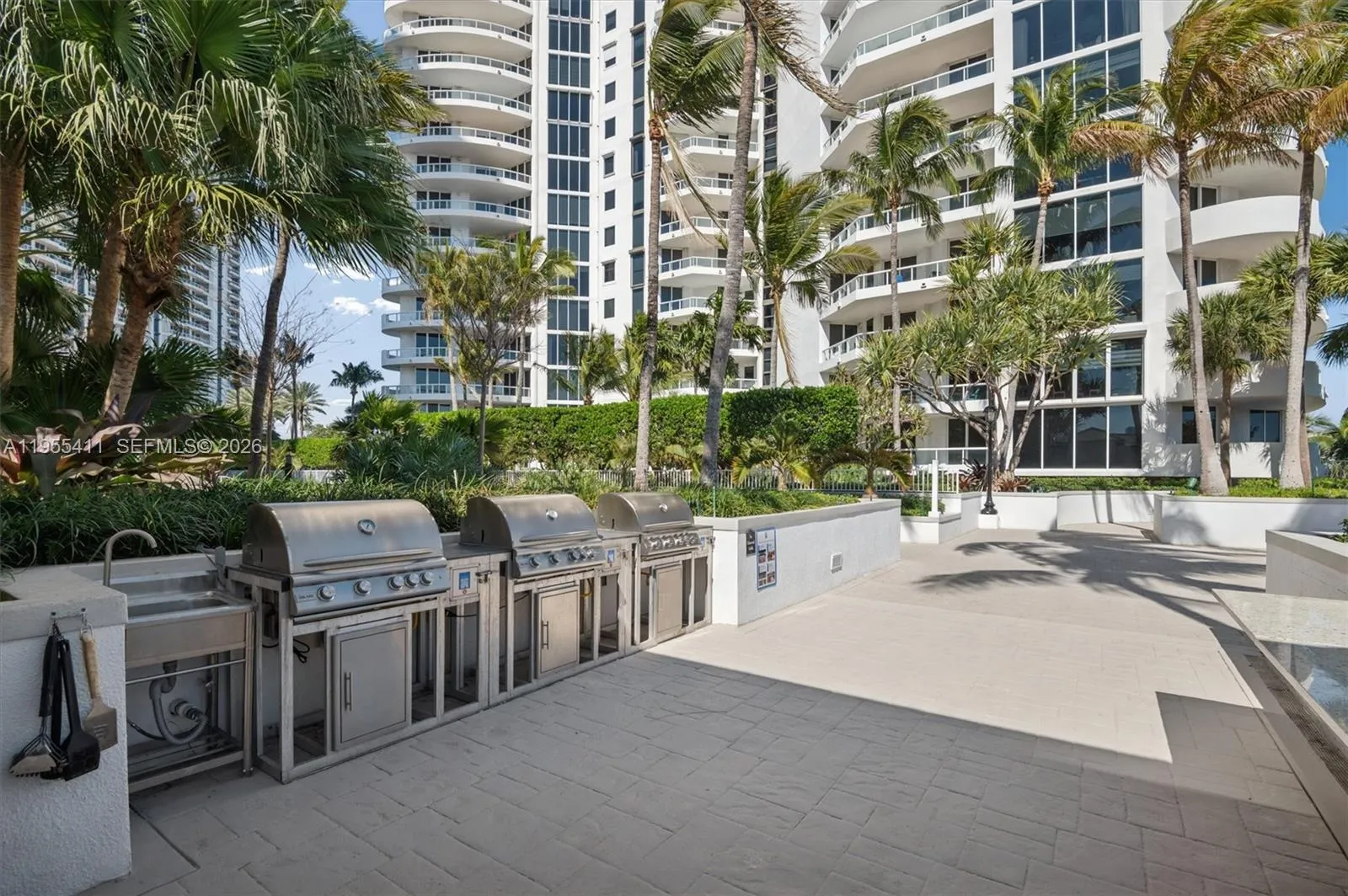 21200 Point Pl 504, Aventura, Florida 33180, Aventura, Florida 33180, 3 Bedrooms Bedrooms, ,3 BathroomsBathrooms,Residential,For Sale,21200 Point Pl 504, Aventura, Florida 33180,A11955411