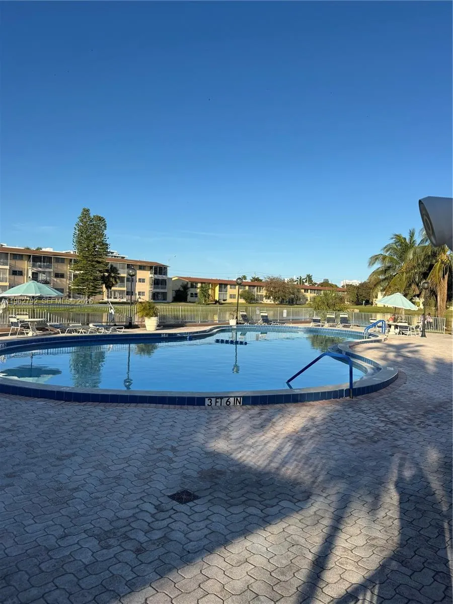 2940 Ne 203rd St 213 C, Aventura, Florida 33180, Aventura, Florida 33180, 2 Bedrooms Bedrooms, ,2 BathroomsBathrooms,Residential,For Sale,2940 Ne 203rd St 213 C, Aventura, Florida 33180,A11962792