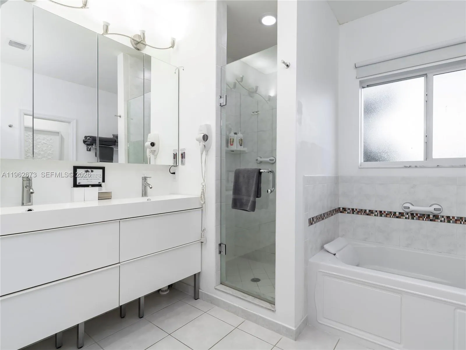 1922 Garfield St, Hollywood, Florida 33020, Hollywood, Florida 33020, ,Residential Income,For Sale,1922 Garfield St, Hollywood, Florida 33020,A11962673