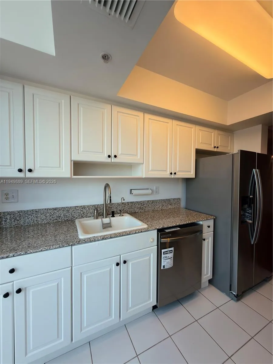 2501 Sw 37th Ave 306, Miami, Florida 33133, Miami, Florida 33133, 2 Bedrooms Bedrooms, ,2 BathroomsBathrooms,Residential Lease,For Rent,2501 Sw 37th Ave 306, Miami, Florida 33133,A11949889