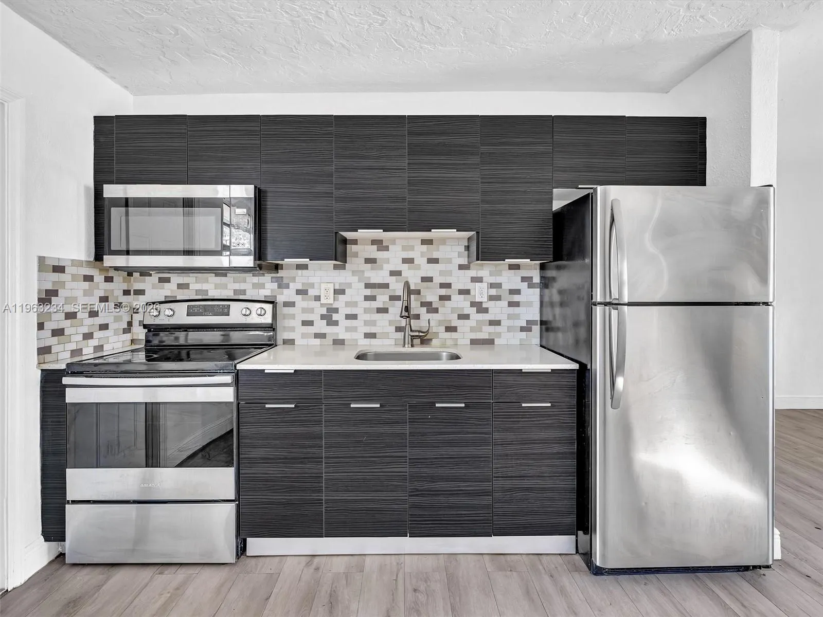 2512 Nw 9th Pl, Fort Lauderdale, Florida 33311, Fort Lauderdale, Florida 33311, ,Residential Income,For Sale,2512 Nw 9th Pl, Fort Lauderdale, Florida 33311,A11963234