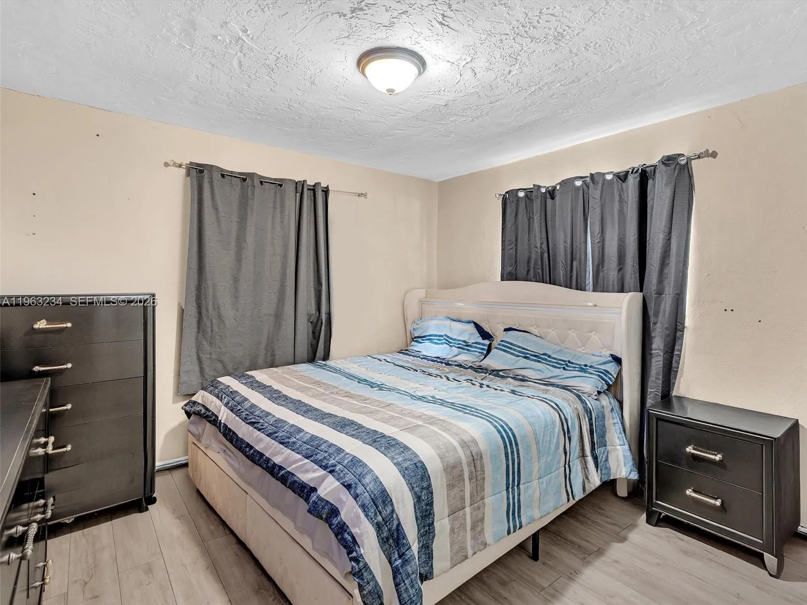 2512 Nw 9th Pl, Fort Lauderdale, Florida 33311, Fort Lauderdale, Florida 33311, ,Residential Income,For Sale,2512 Nw 9th Pl, Fort Lauderdale, Florida 33311,A11963234