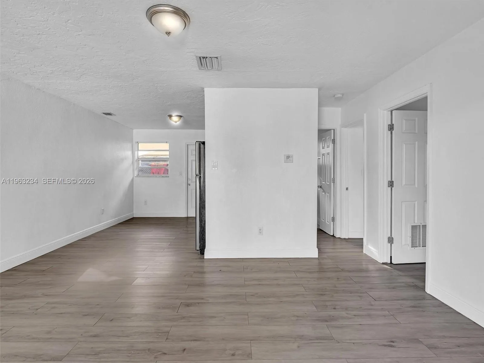 2512 Nw 9th Pl, Fort Lauderdale, Florida 33311, Fort Lauderdale, Florida 33311, ,Residential Income,For Sale,2512 Nw 9th Pl, Fort Lauderdale, Florida 33311,A11963234