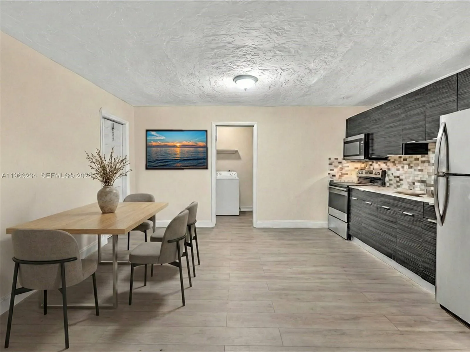 2512 Nw 9th Pl, Fort Lauderdale, Florida 33311, Fort Lauderdale, Florida 33311, ,Residential Income,For Sale,2512 Nw 9th Pl, Fort Lauderdale, Florida 33311,A11963234