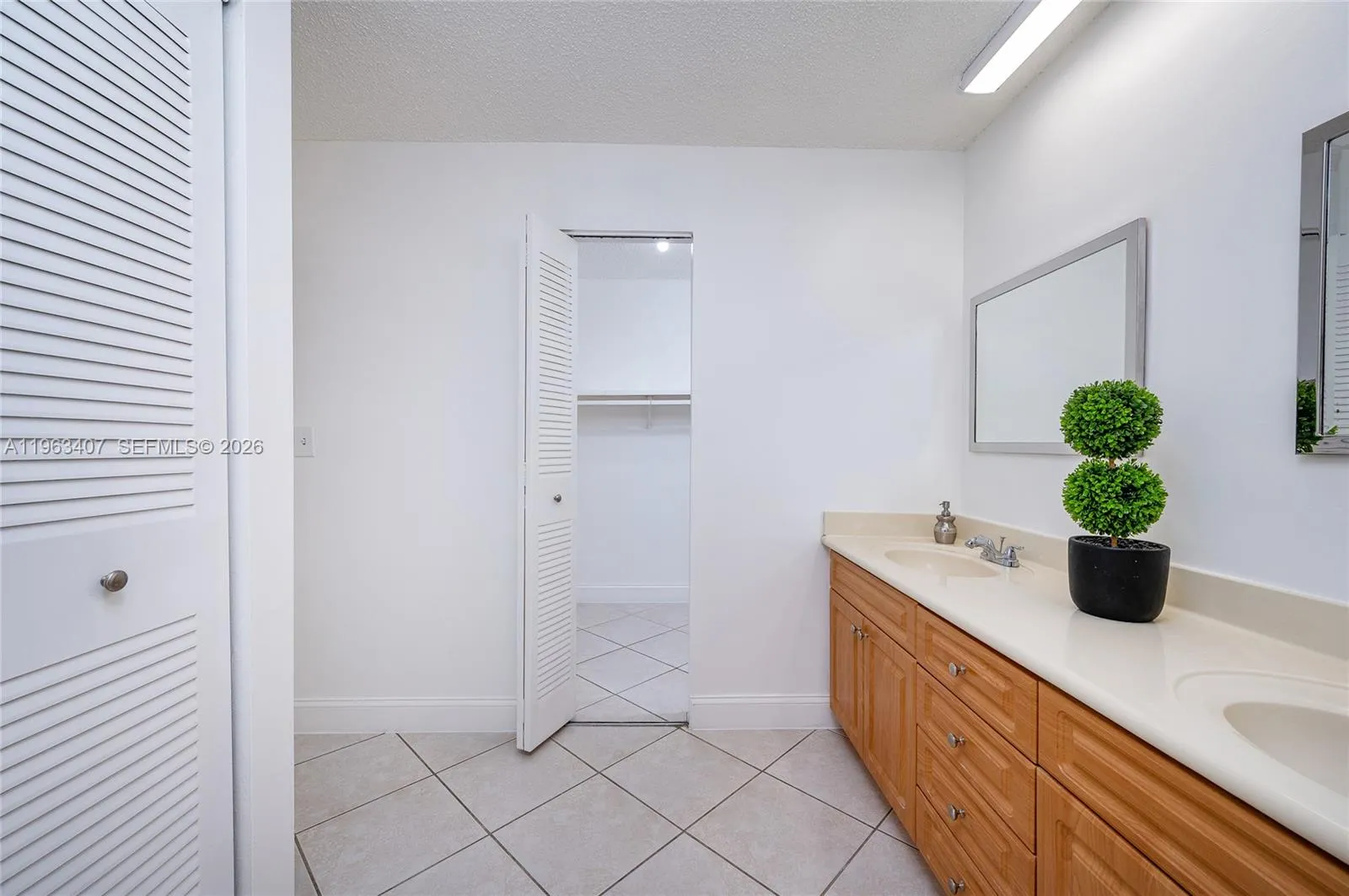 14250 Sw 62nd St 314, Miami, Florida 33183, Miami, Florida 33183, 2 Bedrooms Bedrooms, ,2 BathroomsBathrooms,Residential,For Sale,14250 Sw 62nd St 314, Miami, Florida 33183,A11963407