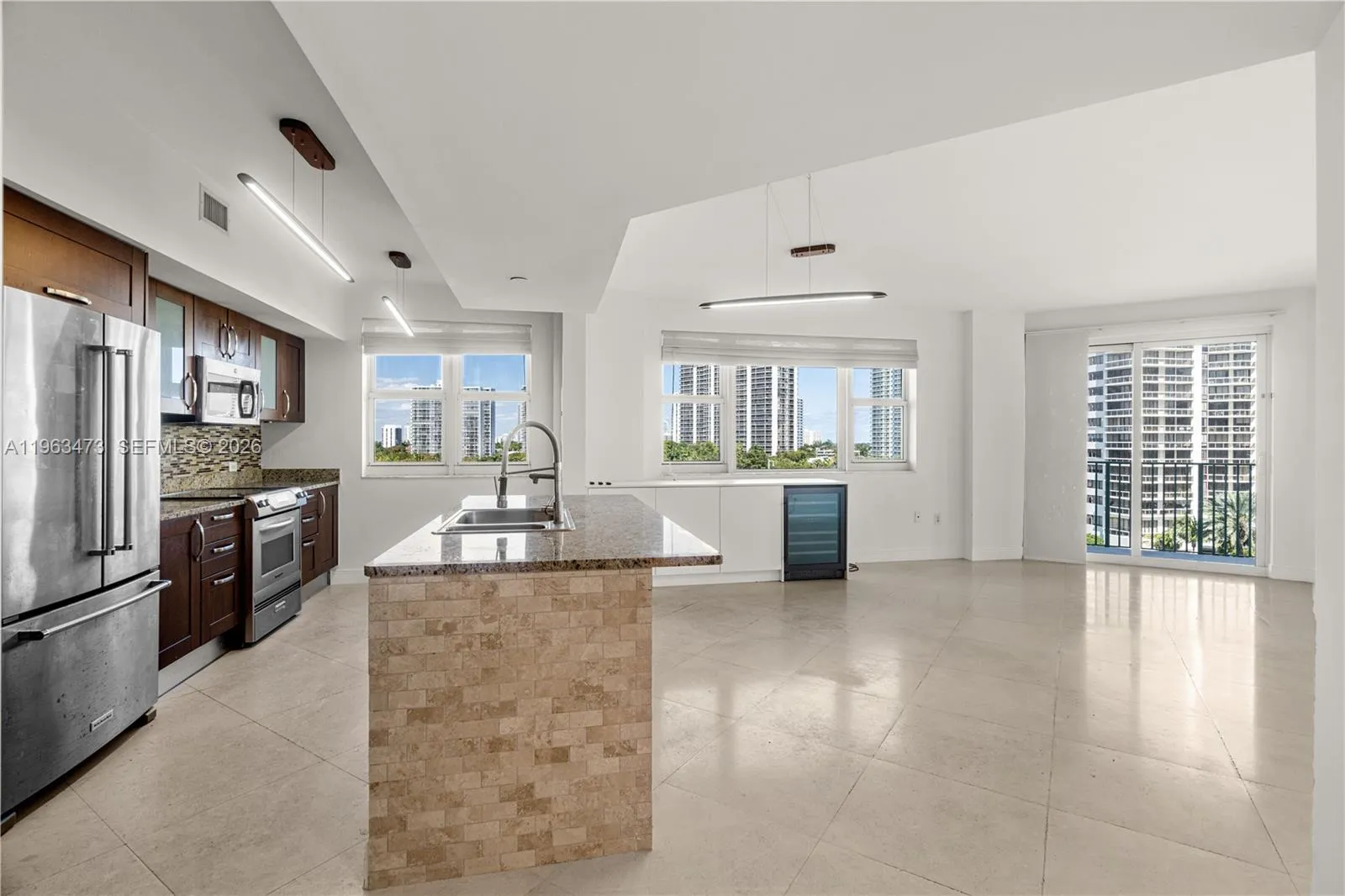20000 E Country Club Dr 716, Aventura, Florida 331, Aventura, Florida 33180, 3 Bedrooms Bedrooms, ,3 BathroomsBathrooms,Residential,For Sale,20000 E Country Club Dr 716, Aventura, Florida 331,A11963473