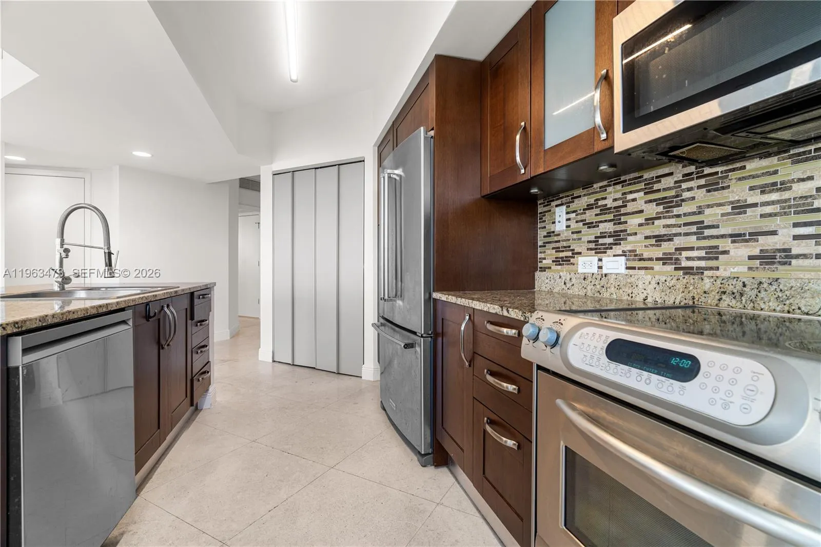 20000 E Country Club Dr 716, Aventura, Florida 331, Aventura, Florida 33180, 3 Bedrooms Bedrooms, ,3 BathroomsBathrooms,Residential,For Sale,20000 E Country Club Dr 716, Aventura, Florida 331,A11963473