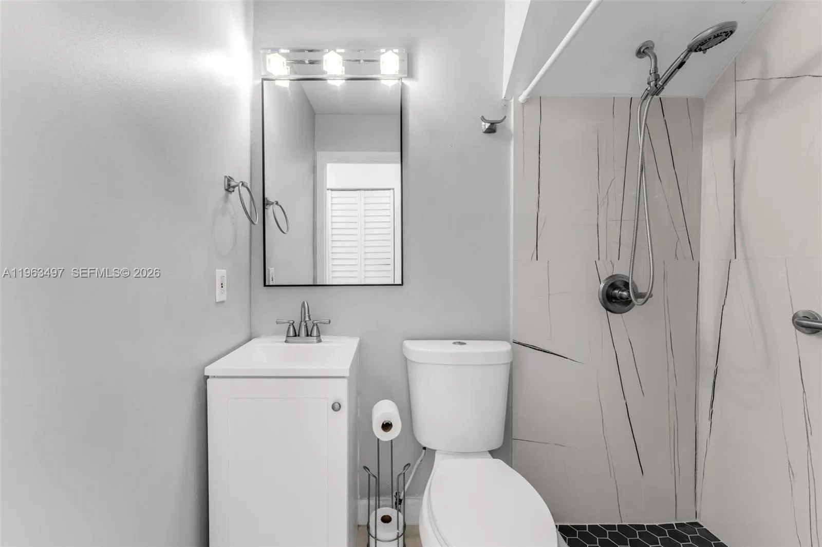 15430 Sw 74th Cir Ct 506, Miami, Florida 33193, Miami, Florida 33193, 2 Bedrooms Bedrooms, ,2 BathroomsBathrooms,Residential,For Sale,15430 Sw 74th Cir Ct 506, Miami, Florida 33193,A11963497