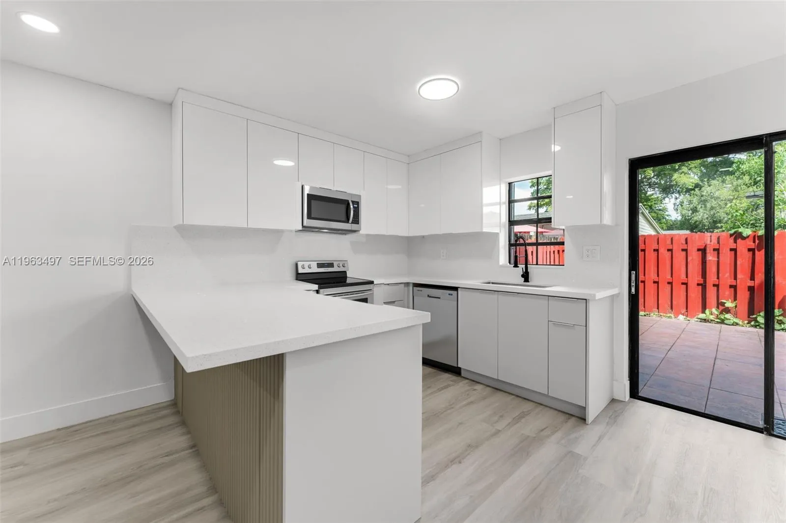 15430 Sw 74th Cir Ct 506, Miami, Florida 33193, Miami, Florida 33193, 2 Bedrooms Bedrooms, ,2 BathroomsBathrooms,Residential,For Sale,15430 Sw 74th Cir Ct 506, Miami, Florida 33193,A11963497