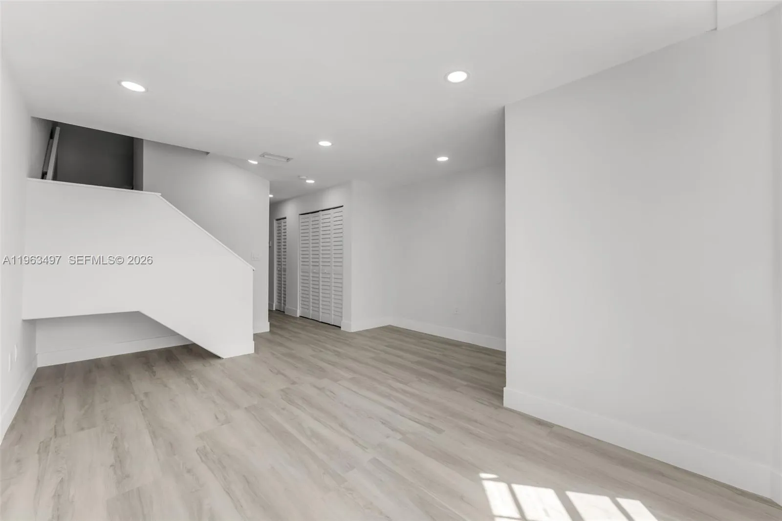 15430 Sw 74th Cir Ct 506, Miami, Florida 33193, Miami, Florida 33193, 2 Bedrooms Bedrooms, ,2 BathroomsBathrooms,Residential,For Sale,15430 Sw 74th Cir Ct 506, Miami, Florida 33193,A11963497
