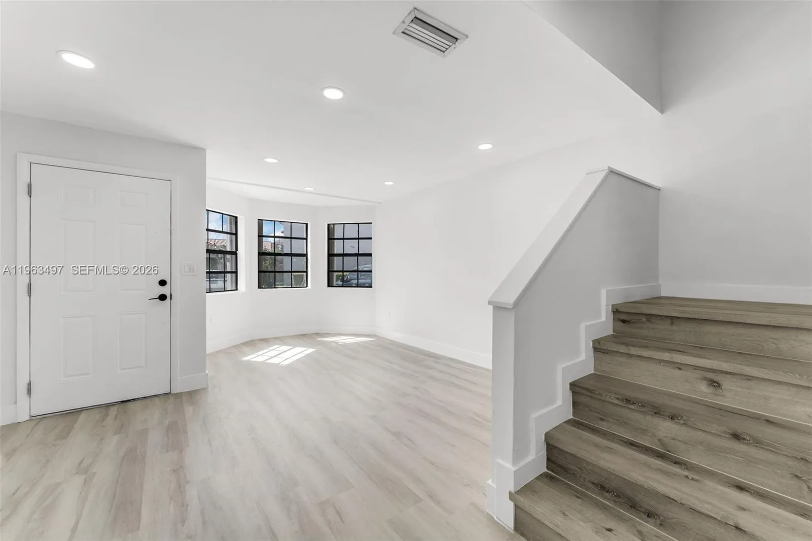 15430 Sw 74th Cir Ct 506, Miami, Florida 33193, Miami, Florida 33193, 2 Bedrooms Bedrooms, ,2 BathroomsBathrooms,Residential,For Sale,15430 Sw 74th Cir Ct 506, Miami, Florida 33193,A11963497