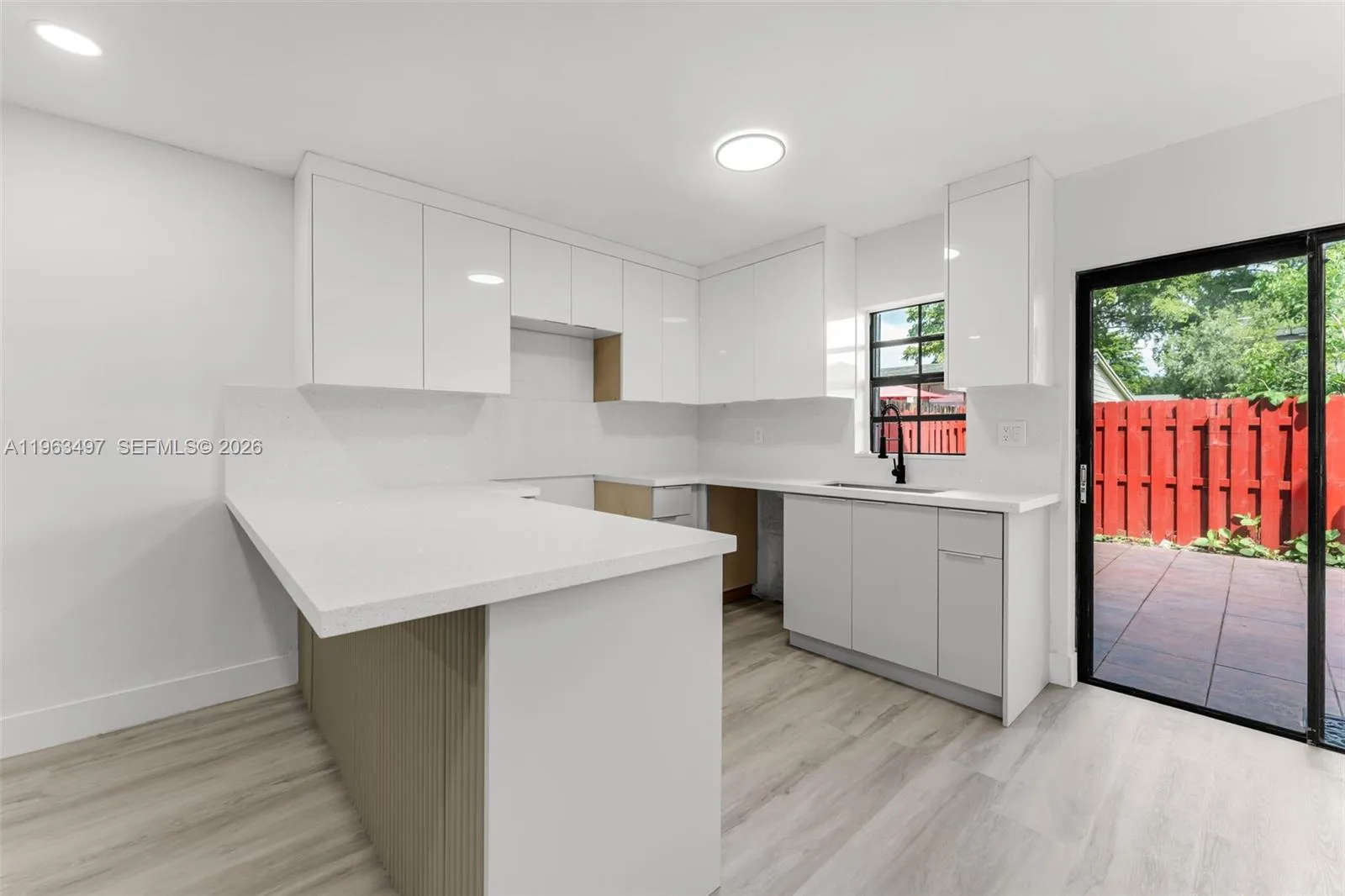 15430 Sw 74th Cir Ct 506, Miami, Florida 33193, Miami, Florida 33193, 2 Bedrooms Bedrooms, ,2 BathroomsBathrooms,Residential,For Sale,15430 Sw 74th Cir Ct 506, Miami, Florida 33193,A11963497