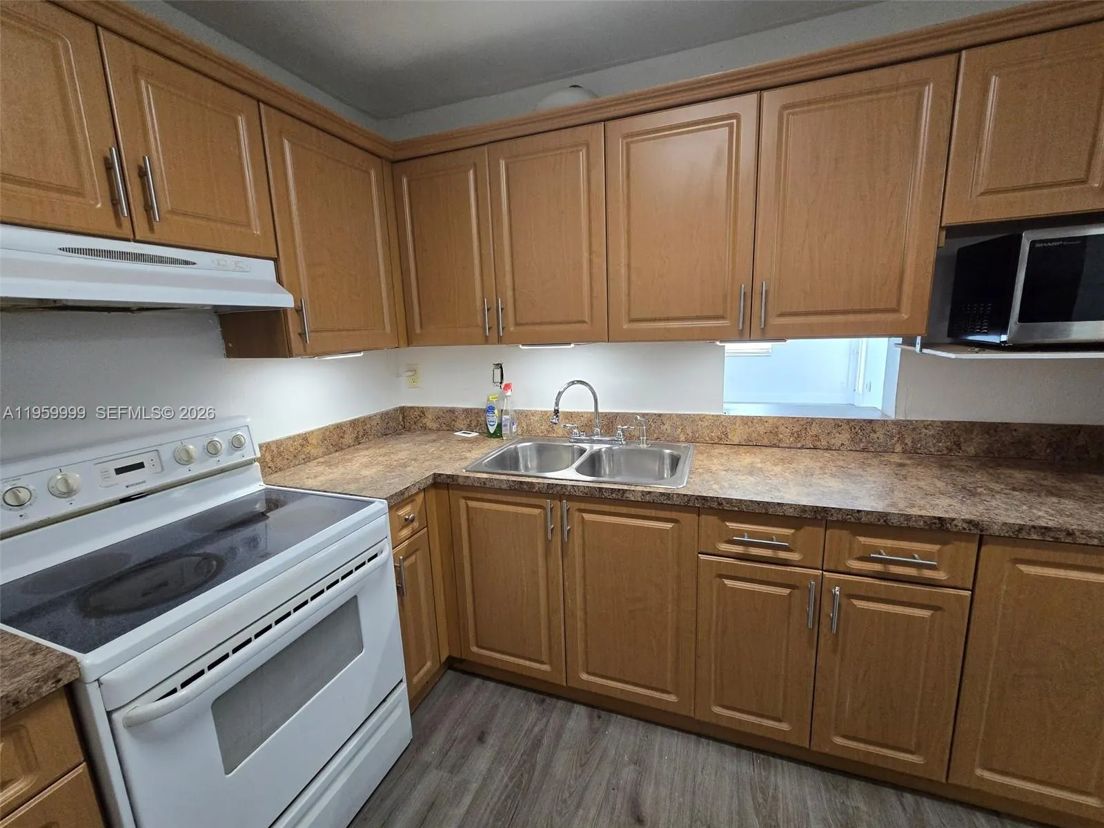 5755 W 20th Ave 312, Hialeah, Florida 33012, Hialeah, Florida 33012, 2 Bedrooms Bedrooms, ,2 BathroomsBathrooms,Residential Lease,For Rent,5755 W 20th Ave 312, Hialeah, Florida 33012,A11959999