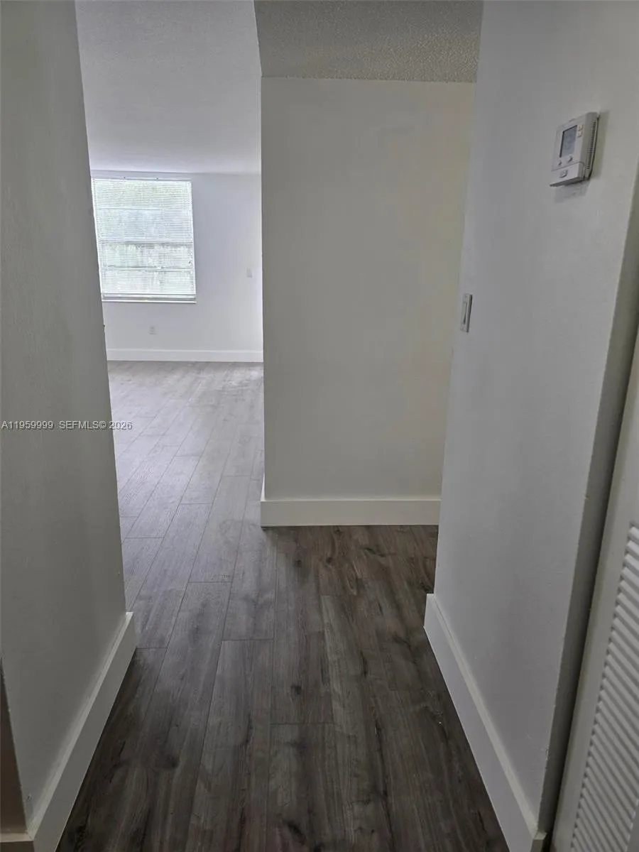 5755 W 20th Ave 312, Hialeah, Florida 33012, Hialeah, Florida 33012, 2 Bedrooms Bedrooms, ,2 BathroomsBathrooms,Residential Lease,For Rent,5755 W 20th Ave 312, Hialeah, Florida 33012,A11959999