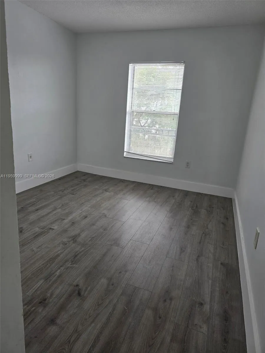 5755 W 20th Ave 312, Hialeah, Florida 33012, Hialeah, Florida 33012, 2 Bedrooms Bedrooms, ,2 BathroomsBathrooms,Residential Lease,For Rent,5755 W 20th Ave 312, Hialeah, Florida 33012,A11959999