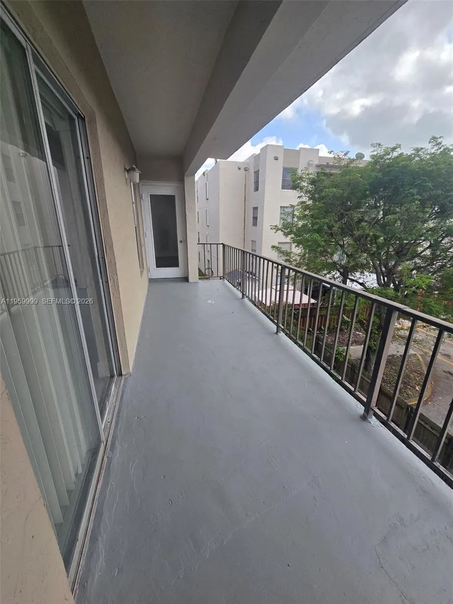 5755 W 20th Ave 312, Hialeah, Florida 33012, Hialeah, Florida 33012, 2 Bedrooms Bedrooms, ,2 BathroomsBathrooms,Residential Lease,For Rent,5755 W 20th Ave 312, Hialeah, Florida 33012,A11959999
