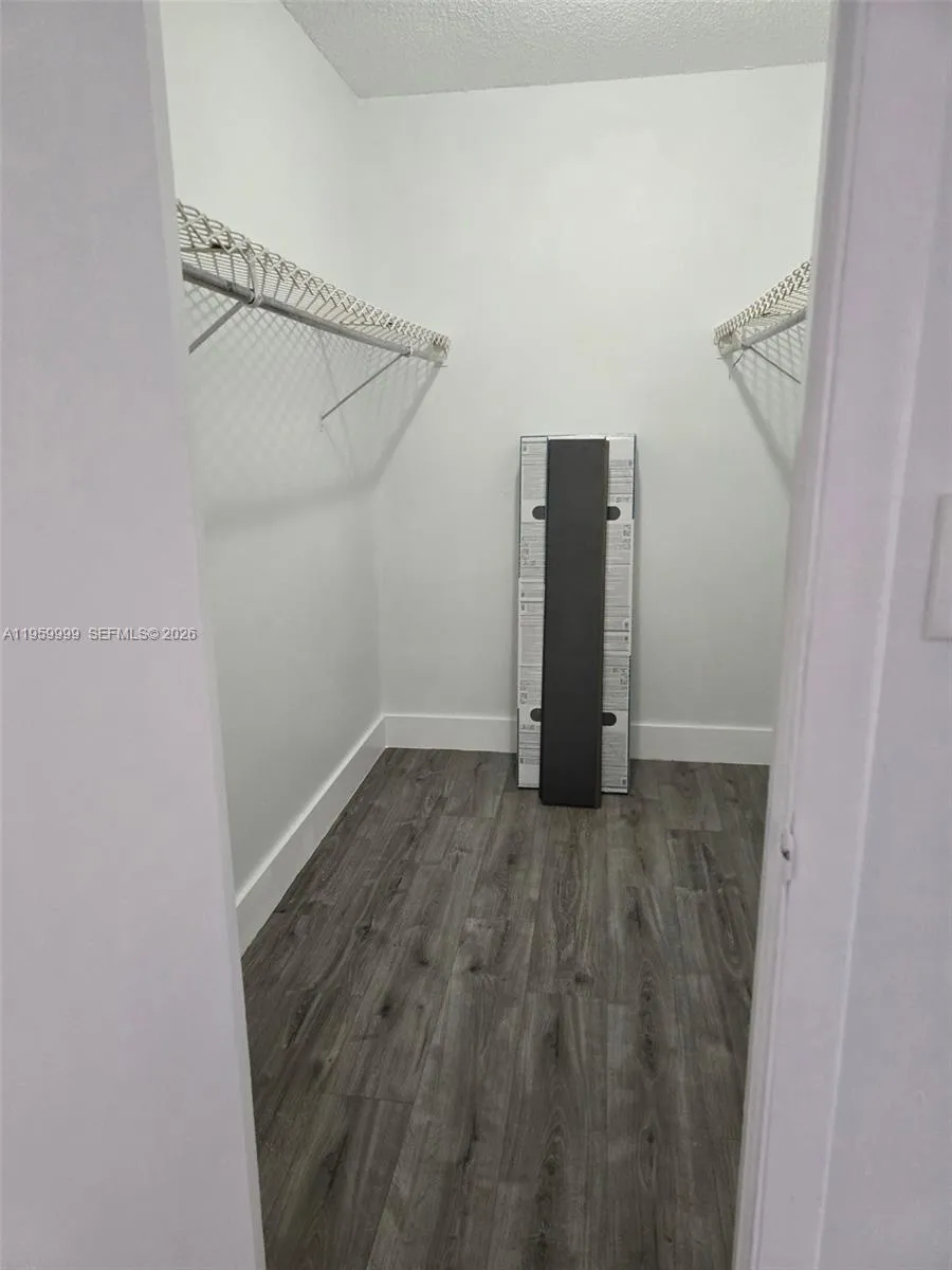 5755 W 20th Ave 312, Hialeah, Florida 33012, Hialeah, Florida 33012, 2 Bedrooms Bedrooms, ,2 BathroomsBathrooms,Residential Lease,For Rent,5755 W 20th Ave 312, Hialeah, Florida 33012,A11959999