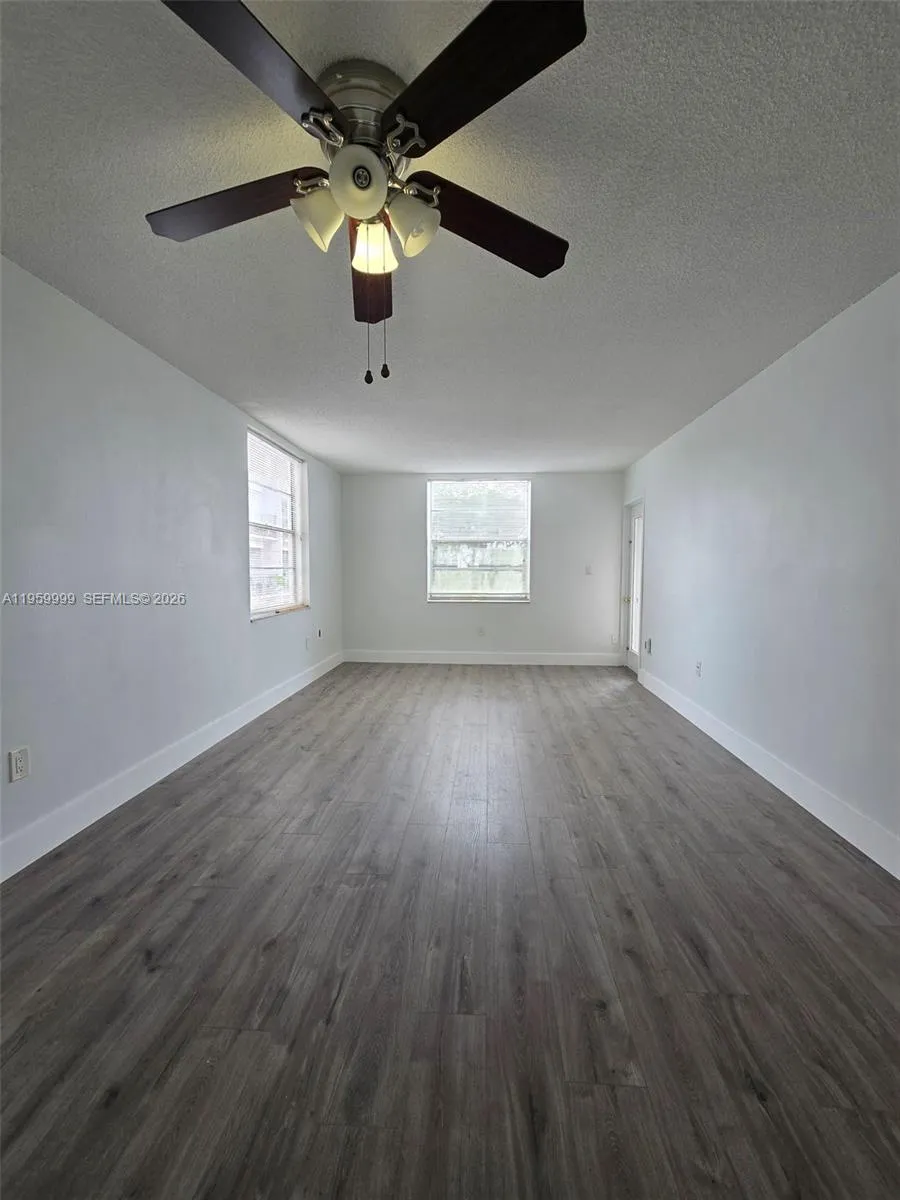 5755 W 20th Ave 312, Hialeah, Florida 33012, Hialeah, Florida 33012, 2 Bedrooms Bedrooms, ,2 BathroomsBathrooms,Residential Lease,For Rent,5755 W 20th Ave 312, Hialeah, Florida 33012,A11959999