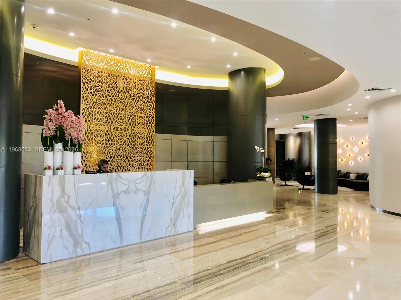 10275 Collins Ave 427, Bal Harbour, Florida 33154, Bal Harbour, Florida 33154, 1 Bedroom Bedrooms, ,1 BathroomBathrooms,Residential,For Sale,10275 Collins Ave 427, Bal Harbour, Florida 33154,A11963533