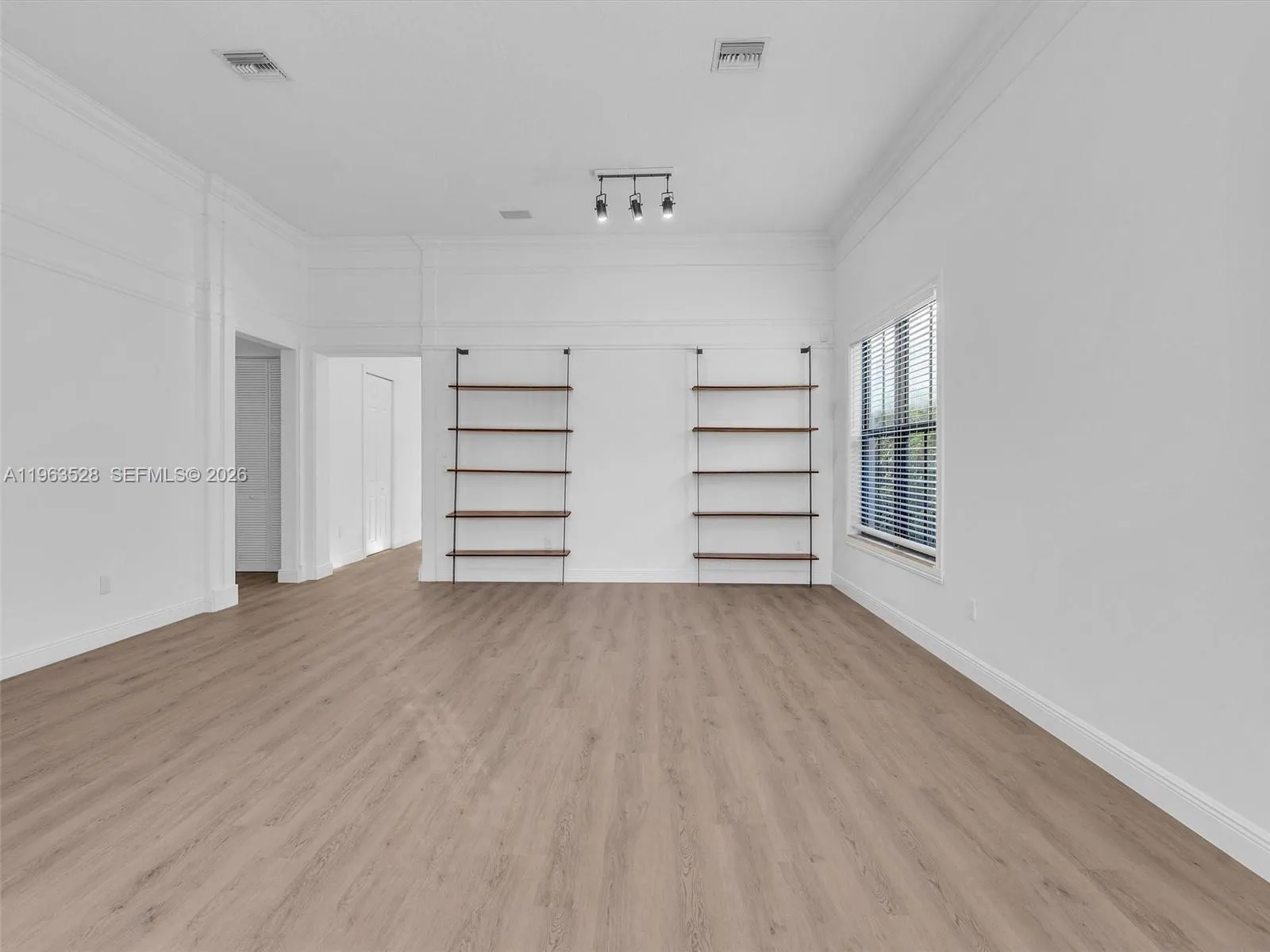 3126 Nw 83rd Way, Cooper City, Florida 33024, Cooper City, Florida 33024, 4 Bedrooms Bedrooms, ,3 BathroomsBathrooms,Residential,For Sale,3126 Nw 83rd Way, Cooper City, Florida 33024,A11963528