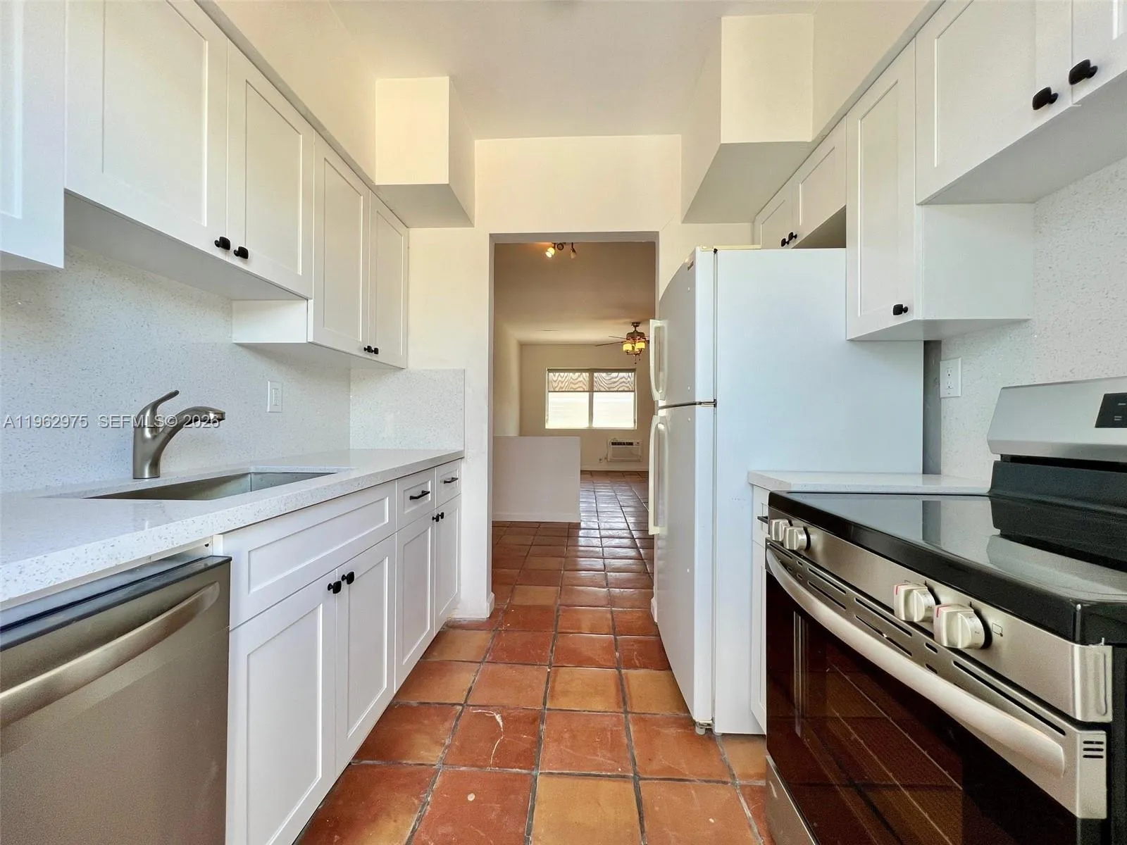 542 Euclid Ave 10, Miami Beach, Florida 33139, Miami Beach, Florida 33139, ,1 BathroomBathrooms,Residential Lease,For Rent,542 Euclid Ave 10, Miami Beach, Florida 33139,A11962975