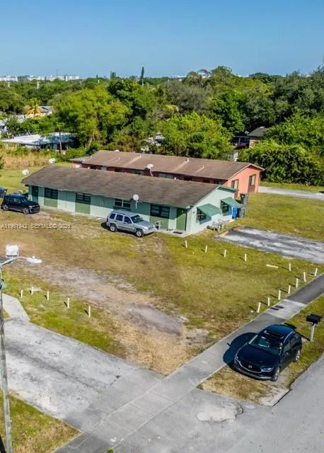 5701 Sw 27th St, West Park, Florida 33023, West Park, Florida 33023, ,Residential Income,For Sale,5701 Sw 27th St, West Park, Florida 33023,A11961942