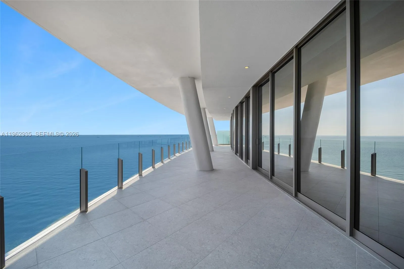 5 Grove Isle Dr. M401, Coconut Grove, Florida 3313, Coconut Grove, Florida 33133, 4 Bedrooms Bedrooms, ,4 BathroomsBathrooms,Residential,For Sale,5 Grove Isle Dr. M401, Coconut Grove, Florida 3313,A11962935