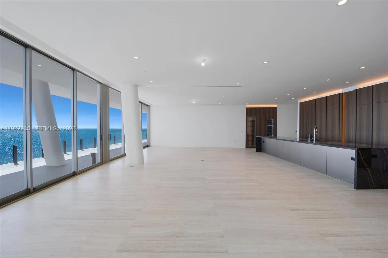 5 Grove Isle Dr. M401, Coconut Grove, Florida 3313, Coconut Grove, Florida 33133, 4 Bedrooms Bedrooms, ,4 BathroomsBathrooms,Residential,For Sale,5 Grove Isle Dr. M401, Coconut Grove, Florida 3313,A11962935