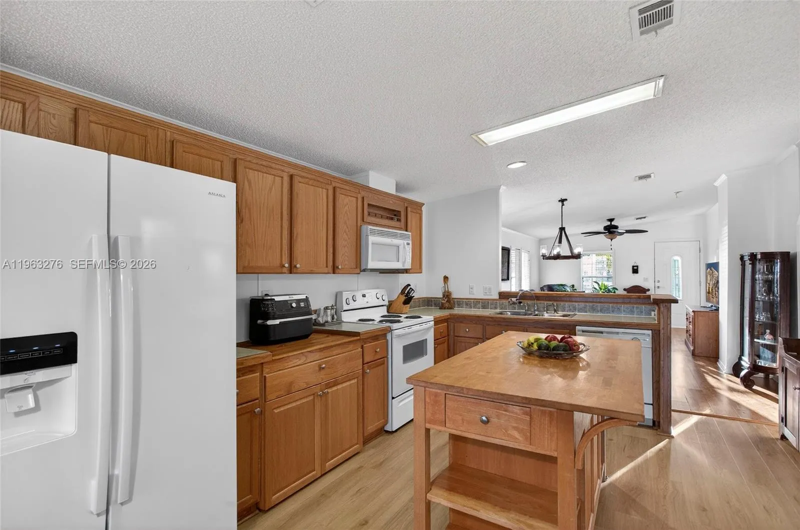 2228 Sw 83rd Ave, Davie, Florida 33324, Davie, Florida 33324, 3 Bedrooms Bedrooms, ,3 BathroomsBathrooms,Residential,For Sale,2228 Sw 83rd Ave, Davie, Florida 33324,A11963276