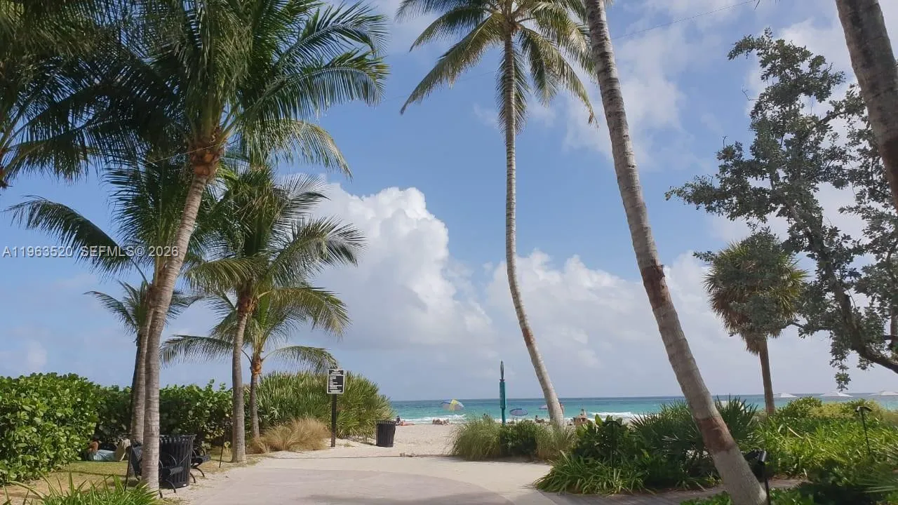 17021 N Bay Rd 316, Sunny Isles Beach, Florida 331, Sunny Isles Beach, Florida 33160, 1 Bedroom Bedrooms, ,1 BathroomBathrooms,Residential,For Sale,17021 N Bay Rd 316, Sunny Isles Beach, Florida 331,A11963520