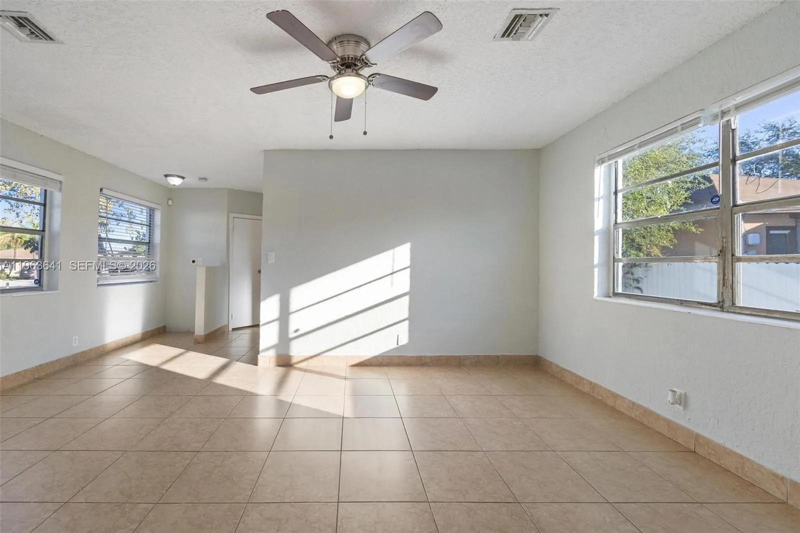 2525 N 23rd Ave, Hollywood, Florida 33020, Hollywood, Florida 33020, ,Residential Income,For Sale,2525 N 23rd Ave, Hollywood, Florida 33020,A11963641