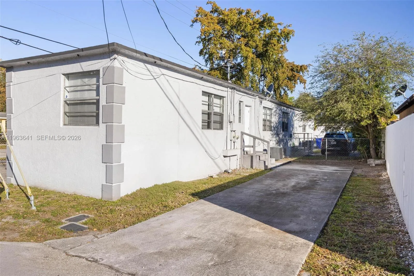 2525 N 23rd Ave, Hollywood, Florida 33020, Hollywood, Florida 33020, ,Residential Income,For Sale,2525 N 23rd Ave, Hollywood, Florida 33020,A11963641