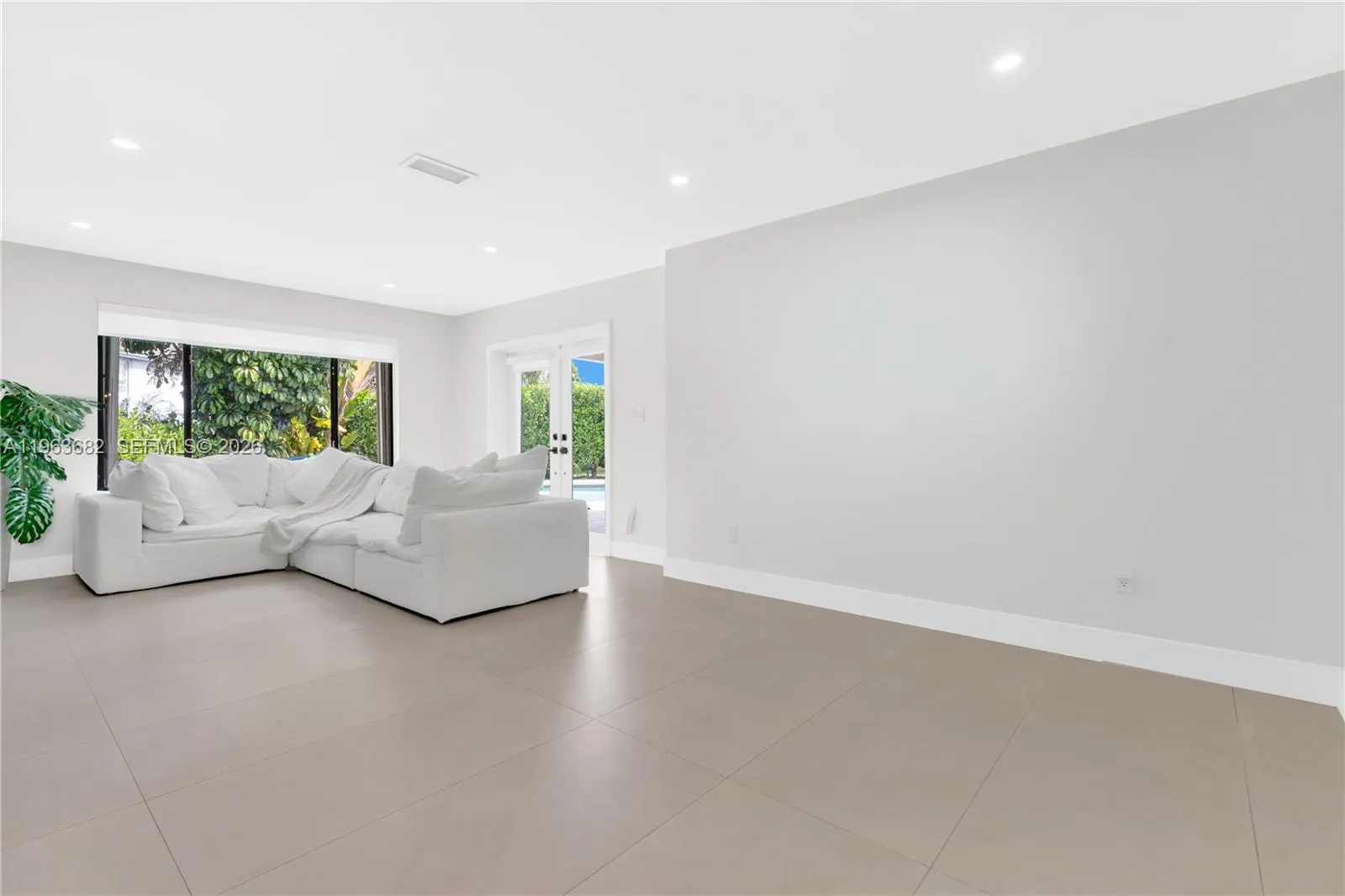 21405 Sw 97th Pl, Cutler Bay, Florida 33189, Cutler Bay, Florida 33189, 5 Bedrooms Bedrooms, ,3 BathroomsBathrooms,Residential,For Sale,21405 Sw 97th Pl, Cutler Bay, Florida 33189,A11963682