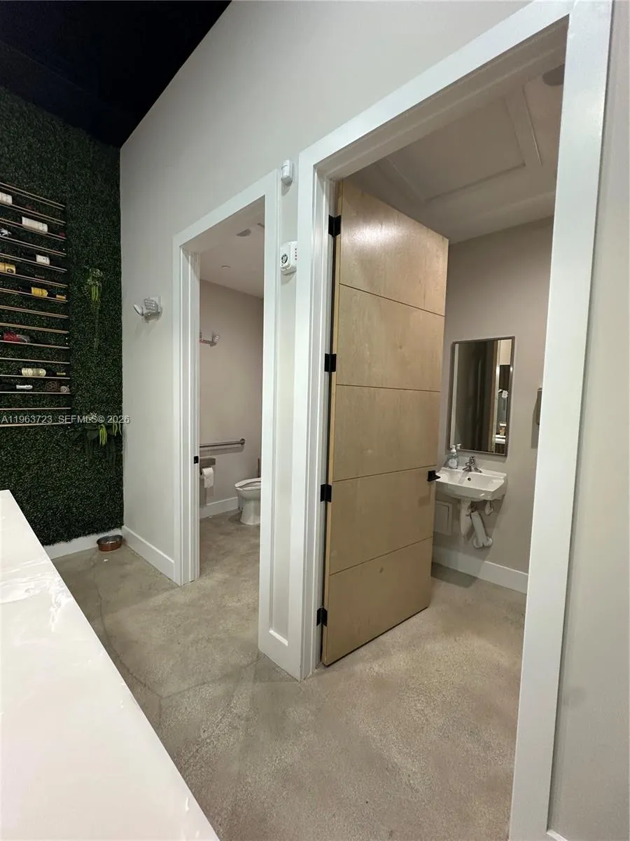 12750 Nw 17th St 208, Sweetwater, Florida 33182, Sweetwater, Florida 33182, ,Commercial Sale,For Sale,12750 Nw 17th St 208, Sweetwater, Florida 33182,A11963723