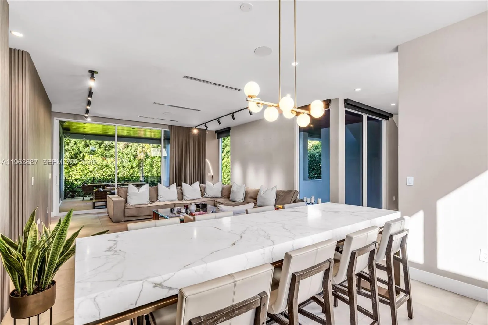 285 W Mashta Dr, Key Biscayne, Florida 33149, Key Biscayne, Florida 33149, 6 Bedrooms Bedrooms, ,6 BathroomsBathrooms,Residential Lease,For Rent,285 W Mashta Dr, Key Biscayne, Florida 33149,A11963687