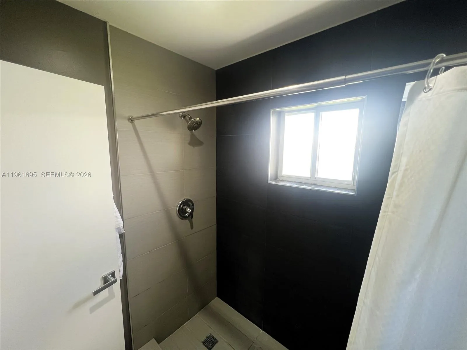 1605 Salerno Cir, Weston, Florida 33327, Weston, Florida 33327, 3 Bedrooms Bedrooms, ,2 BathroomsBathrooms,Residential,For Sale,1605 Salerno Cir, Weston, Florida 33327,A11961695