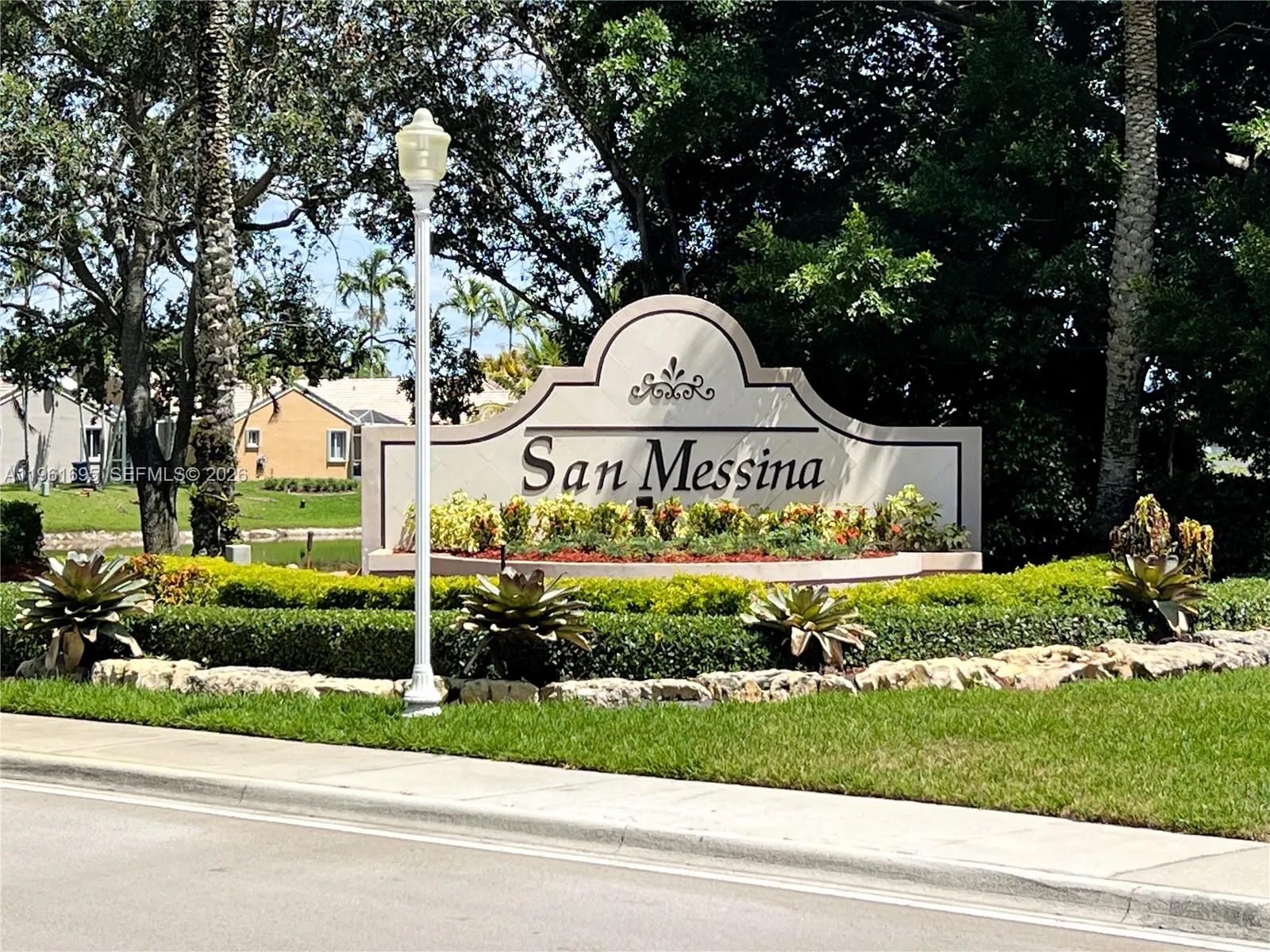 1605 Salerno Cir, Weston, Florida 33327, Weston, Florida 33327, 3 Bedrooms Bedrooms, ,2 BathroomsBathrooms,Residential,For Sale,1605 Salerno Cir, Weston, Florida 33327,A11961695