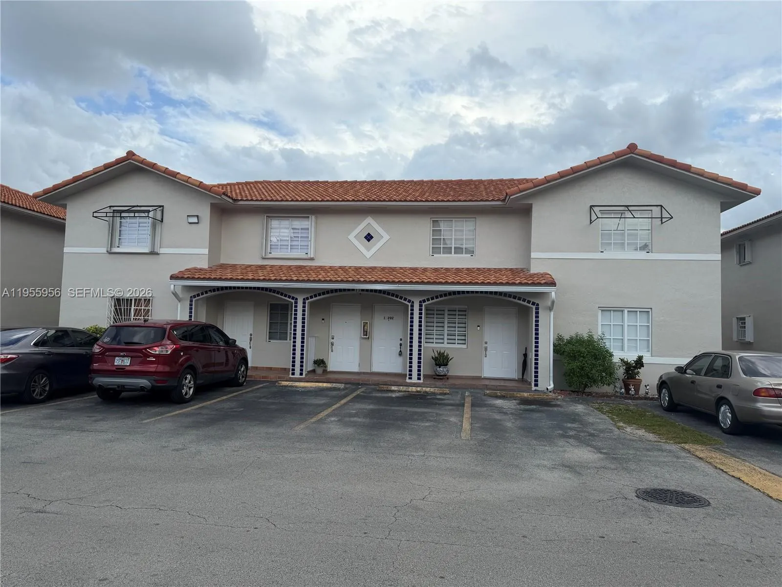10101 W Okeechobee Rd 17202, Hialeah Gardens, Flor, Hialeah Gardens, Florida 33016, 2 Bedrooms Bedrooms, ,2 BathroomsBathrooms,Residential,For Sale,10101 W Okeechobee Rd 17202, Hialeah Gardens, Flor,A11955956