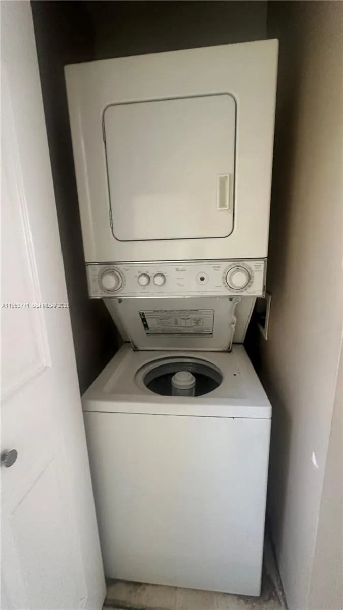 9999 Summerbreeze Dr 315, Sunrise, Florida 33322, Sunrise, Florida 33322, 1 Bedroom Bedrooms, ,1 BathroomBathrooms,Residential Lease,For Rent,9999 Summerbreeze Dr 315, Sunrise, Florida 33322,A11963771