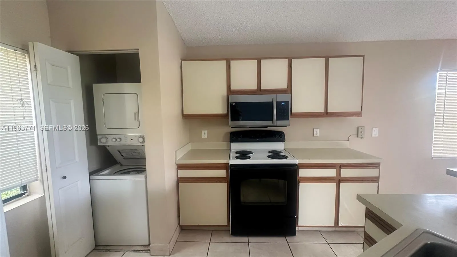 9999 Summerbreeze Dr 315, Sunrise, Florida 33322, Sunrise, Florida 33322, 1 Bedroom Bedrooms, ,1 BathroomBathrooms,Residential Lease,For Rent,9999 Summerbreeze Dr 315, Sunrise, Florida 33322,A11963771