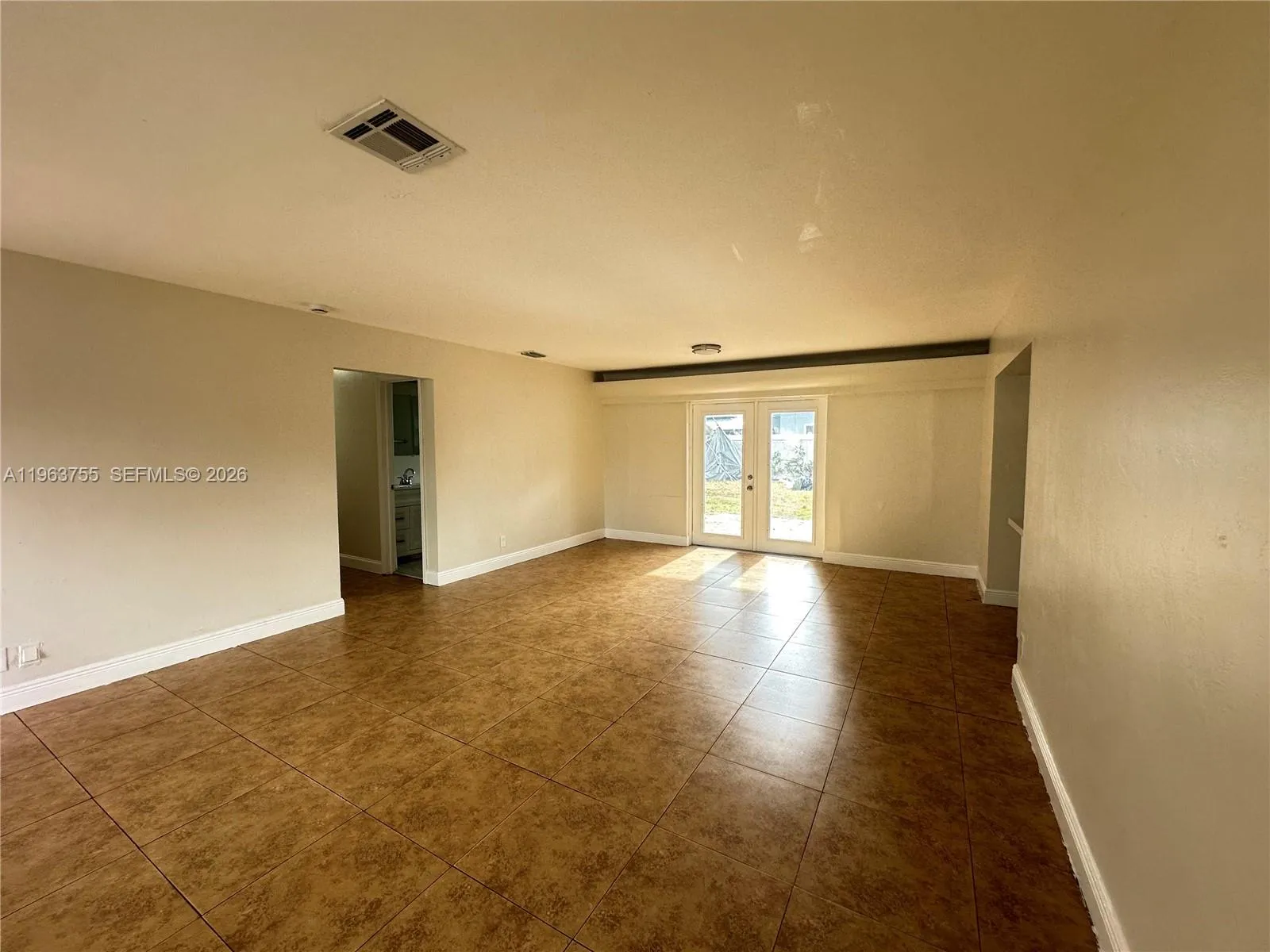 180 Penn Way, Fort Lauderdale, Florida 33312, Fort Lauderdale, Florida 33312, 5 Bedrooms Bedrooms, ,2 BathroomsBathrooms,Residential Lease,For Rent,180 Penn Way, Fort Lauderdale, Florida 33312,A11963755