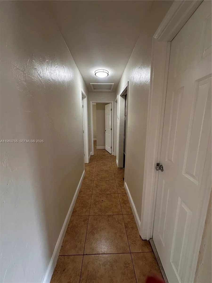 180 Penn Way, Fort Lauderdale, Florida 33312, Fort Lauderdale, Florida 33312, 5 Bedrooms Bedrooms, ,2 BathroomsBathrooms,Residential Lease,For Rent,180 Penn Way, Fort Lauderdale, Florida 33312,A11963755