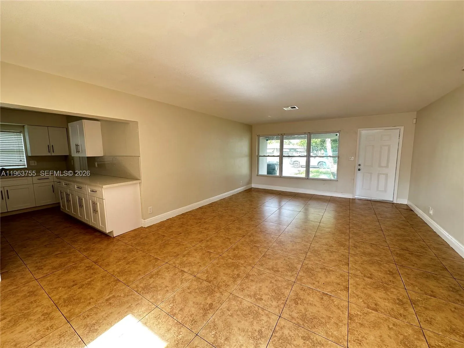 180 Penn Way, Fort Lauderdale, Florida 33312, Fort Lauderdale, Florida 33312, 5 Bedrooms Bedrooms, ,2 BathroomsBathrooms,Residential Lease,For Rent,180 Penn Way, Fort Lauderdale, Florida 33312,A11963755