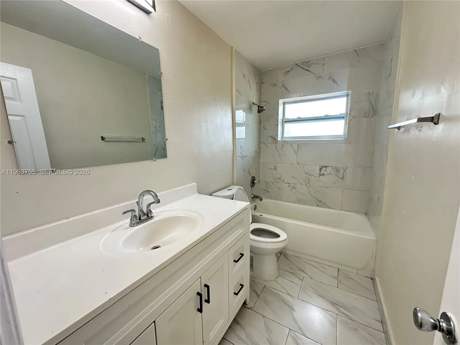 180 Penn Way, Fort Lauderdale, Florida 33312, Fort Lauderdale, Florida 33312, 5 Bedrooms Bedrooms, ,2 BathroomsBathrooms,Residential Lease,For Rent,180 Penn Way, Fort Lauderdale, Florida 33312,A11963755