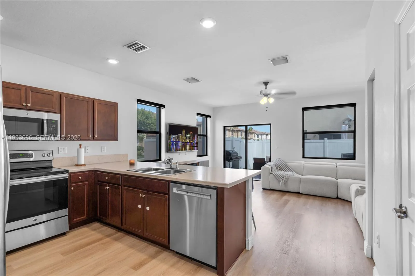 9393 W 33rd Way, Hialeah, Florida 33018, Hialeah, Florida 33018, 3 Bedrooms Bedrooms, ,2 BathroomsBathrooms,Residential,For Sale,9393 W 33rd Way, Hialeah, Florida 33018,A11963686