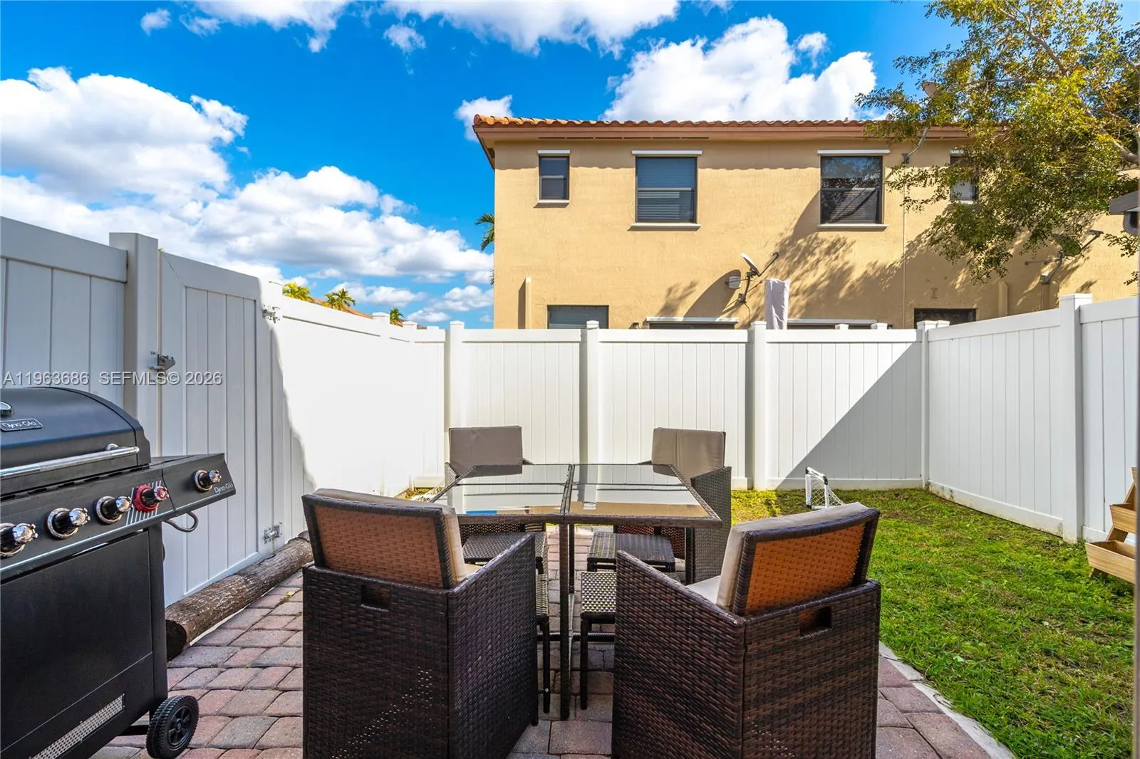 9393 W 33rd Way, Hialeah, Florida 33018, Hialeah, Florida 33018, 3 Bedrooms Bedrooms, ,2 BathroomsBathrooms,Residential,For Sale,9393 W 33rd Way, Hialeah, Florida 33018,A11963686