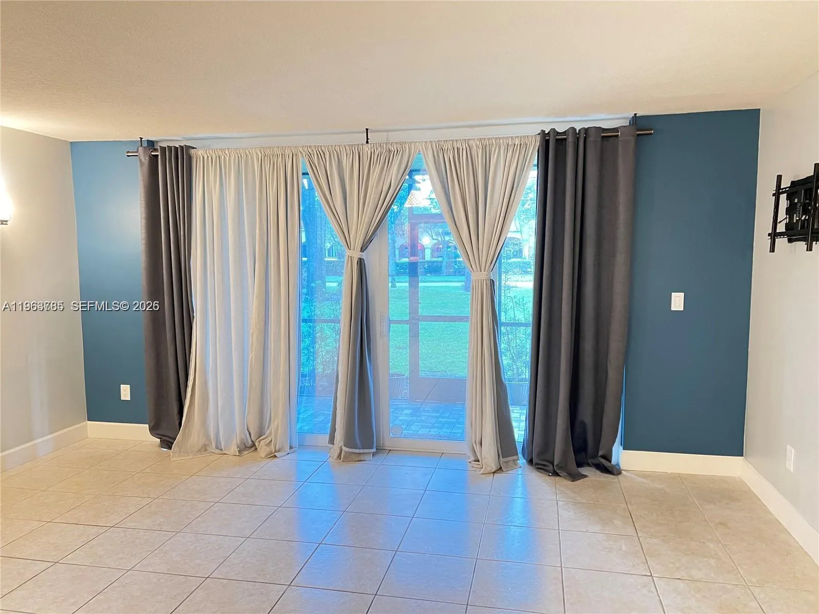 6800 Cypress Rd 101, Plantation, Florida 33317, Plantation, Florida 33317, 2 Bedrooms Bedrooms, ,2 BathroomsBathrooms,Residential,For Sale,6800 Cypress Rd 101, Plantation, Florida 33317,A11963785
